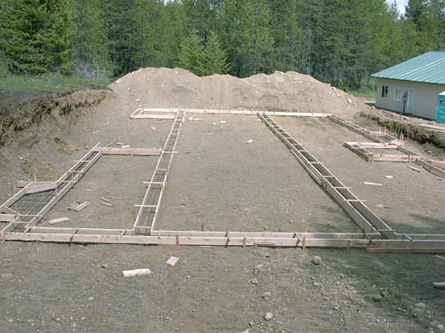 0006 - completed frame for footings - mstr bedroom