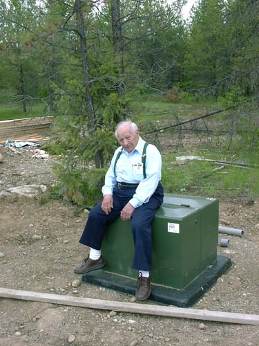 0040 - dad supervising