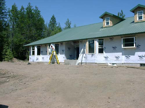 0123 - tyvac wrapping of house