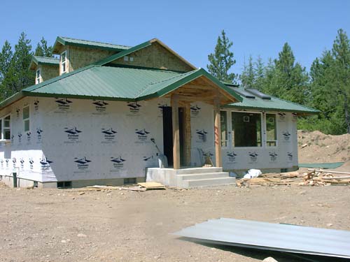 0124 - tyvac wrap on side of house