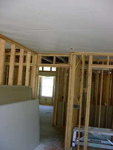 0132 - first sheetrock goes up