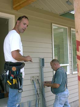 0186 - Dan the bossman is watching