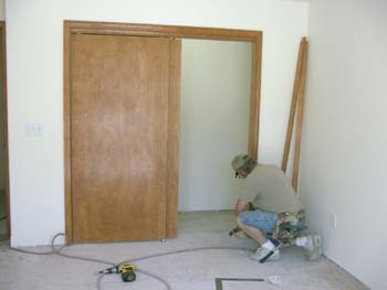 0192 - Trimming the first closet