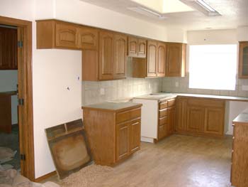 0214 - Kitchen cabinet doors finally